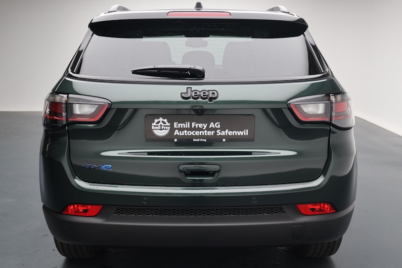 Vehicle image JEEP COMPASS