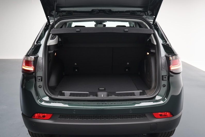 Vehicle image JEEP COMPASS