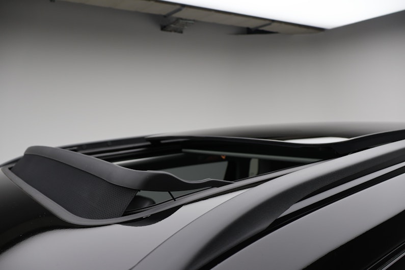 Vehicle image JEEP COMPASS