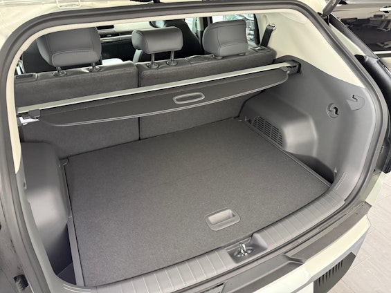 Vehicle image 12 Vehicle image 12