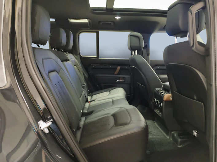 image du véhicule LAND ROVER DEFENDER