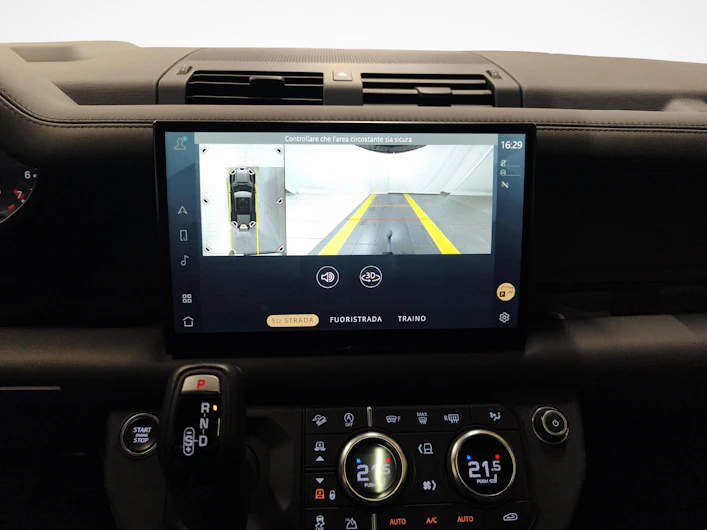 image du véhicule LAND ROVER DEFENDER