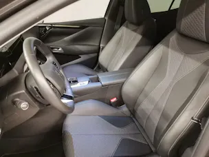 DS Automobiles 4 1.6 E-Tense Trocadero