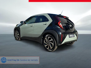 https://vehicle.imgix.net/3985312/9b120d41-b3b3-47c4-b6df-5282edfb60f6.jpg