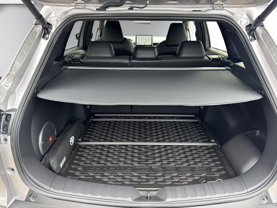 Vehicle image 17 Vehicle image 17