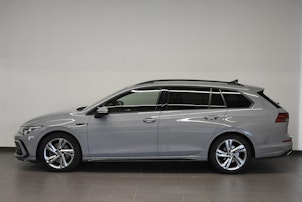 Vehicle image VW Golf VIII Variant 2.0 TSI R-Line DSG 4motion