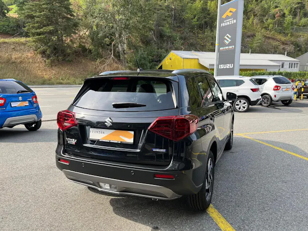 Suzuki Vitara 1.4 T Compact Top Hybrid 4x4
