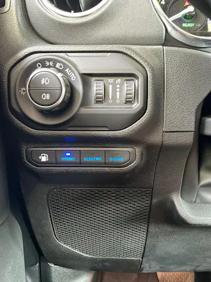 Jeep Wrangler 2.0 Turbo Sahara Unlimited 4xe