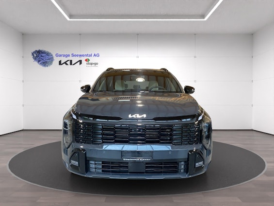 First vehicle image First vehicle image