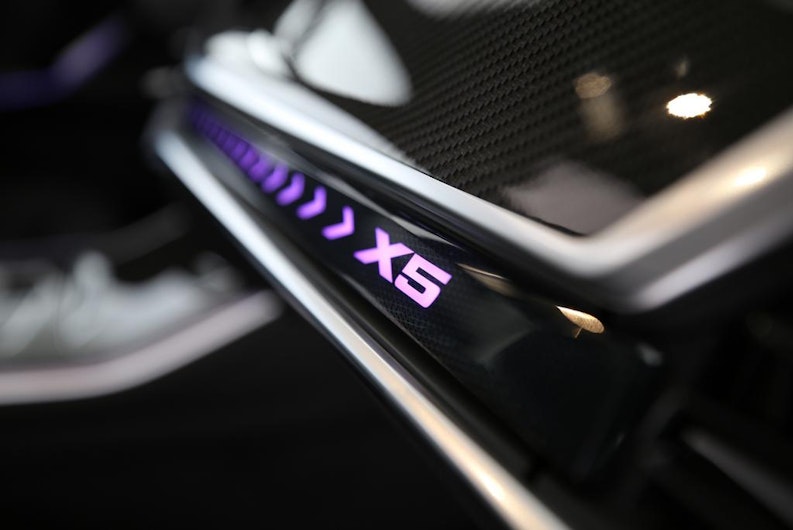 Vehicle image BMW X5