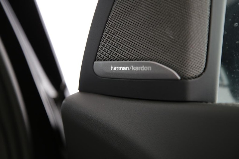 Vehicle image BMW X5