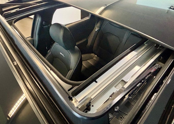 Vehicle image 12 Vehicle image 12