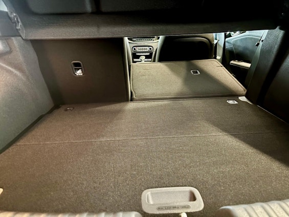 Vehicle image 14 Vehicle image 14