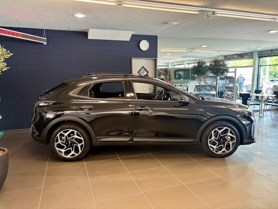 Vehicle image 3 Vehicle image 3