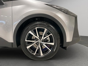 Vehicle image TOYOTA C-HR 2.0 PHEV Swiss Edition