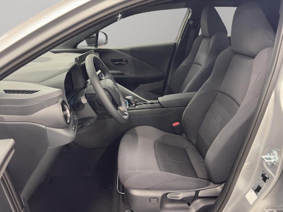 Vehicle image 6 Vehicle image 6