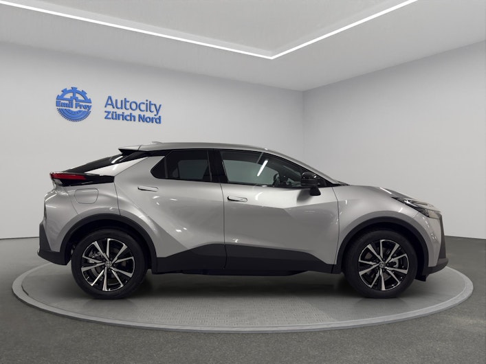 Vehicle image TOYOTA C-HR
