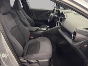 Vehicle image TOYOTA C-HR 2.0 PHEV Swiss Edition