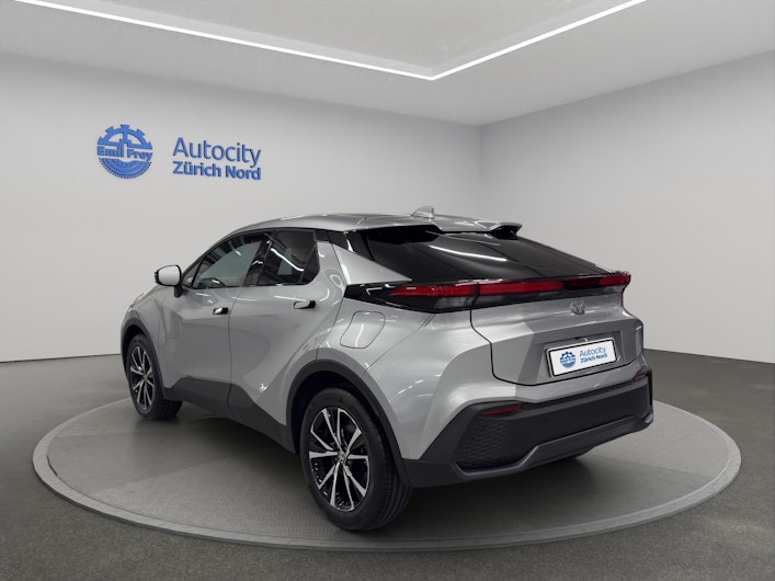 Vehicle image TOYOTA C-HR