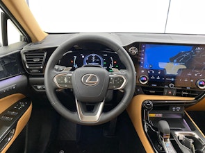 Vehicle image LEXUS NX 450h+ Comfort