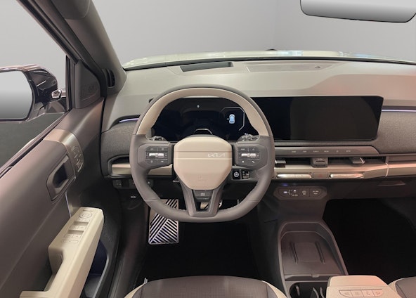 Vehicle image 8 Vehicle image 8