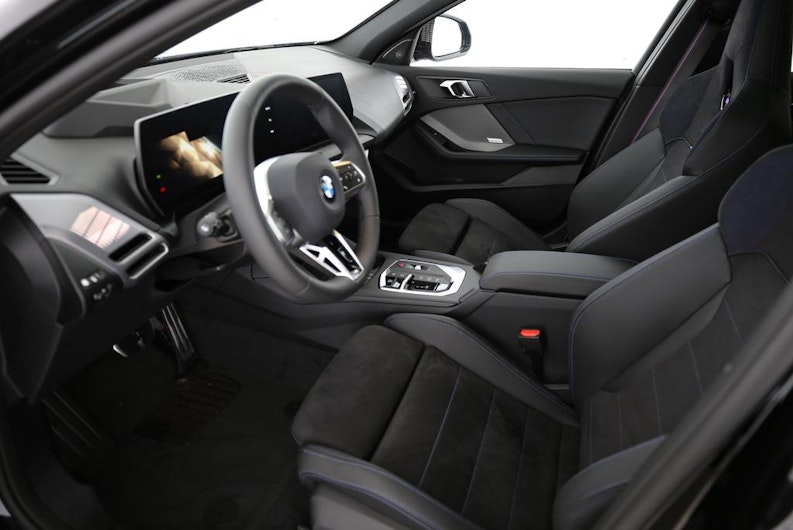 Vehicle image BMW 1 SERIES