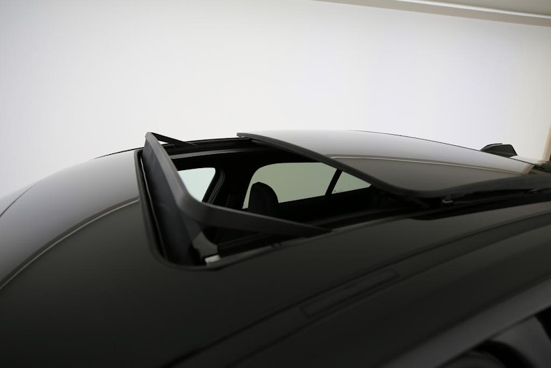 Vehicle image BMW 1 SERIES