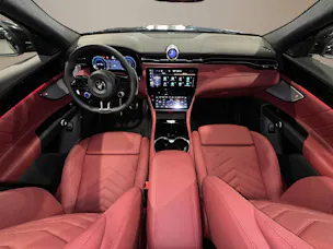 Maserati Grecale 2.0 Hybrid Modena