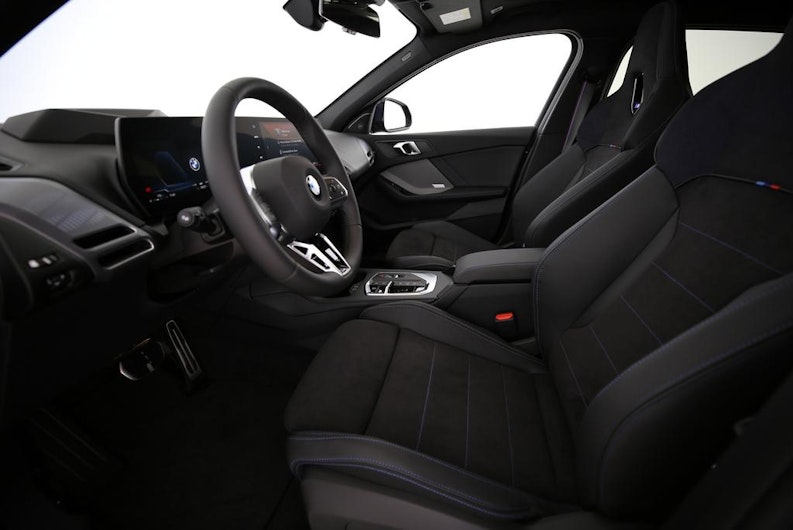 Vehicle image BMW 1 SERIES