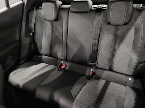 Fahrzeugbild PEUGEOT 2008 1.2 Hybrid Allure Premium