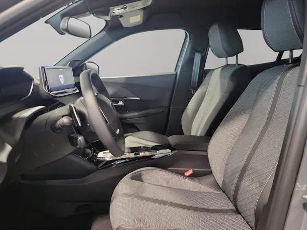 Peugeot 2008 1.2 Hybrid Allure Premium