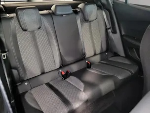 Peugeot 2008 1.2 Hybrid Allure Premium