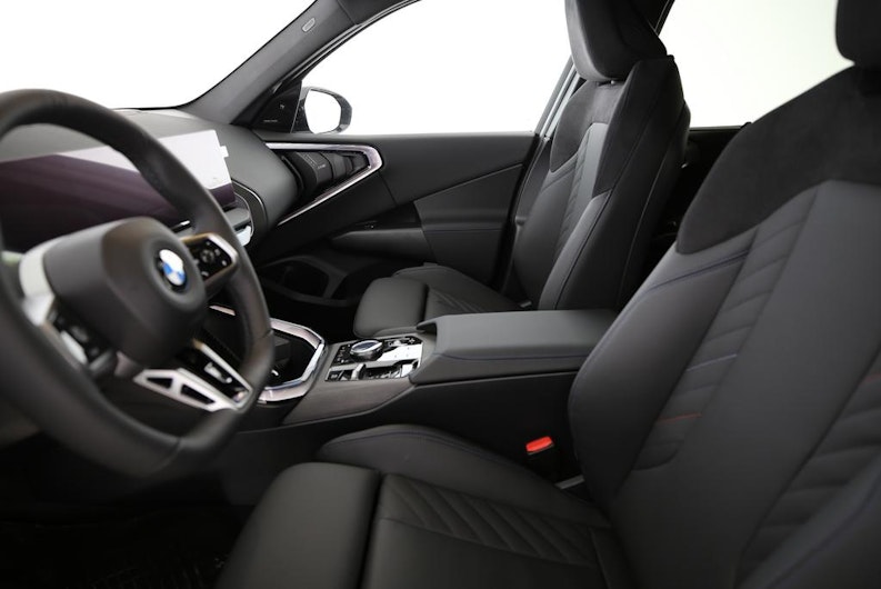 Vehicle image BMW X3