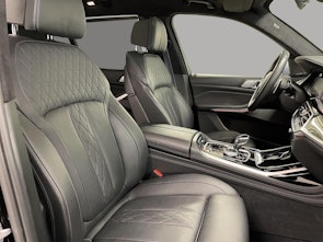 Vehicle image BMW X7 40d xDrive SAG