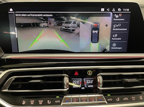 Vehicle image BMW X7 40d xDrive SAG