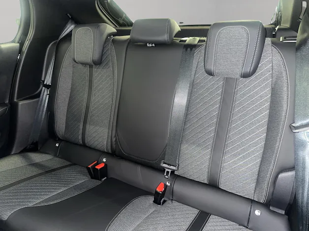 Peugeot 208 1.2 Hybrid Allure Premium