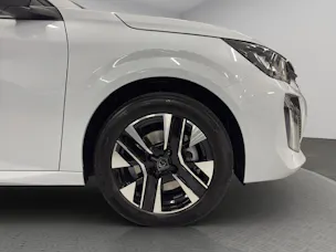 Peugeot 208 1.2 Hybrid Allure Premium
