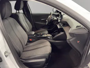 Peugeot 208 1.2 Hybrid Allure Premium