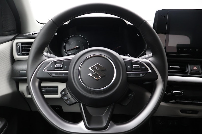 Vehicle image SUZUKI SWIFT