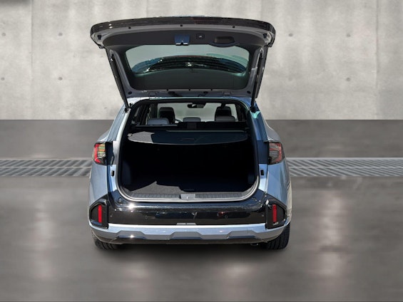 Vehicle image 3 Vehicle image 3