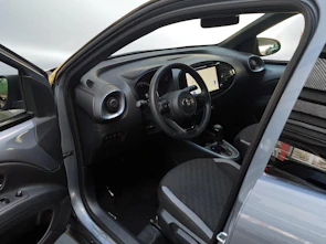 Fahrzeugbild TOYOTA Aygo X 1.0 VVT-i Trend