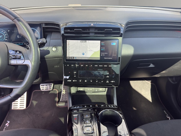 Vehicle image HYUNDAI TUCSON