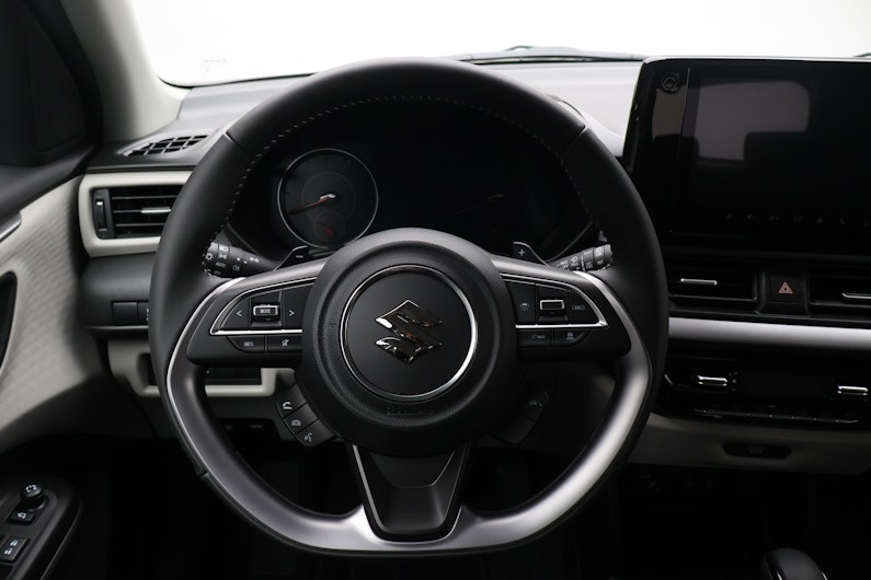 Vehicle image SUZUKI SWIFT