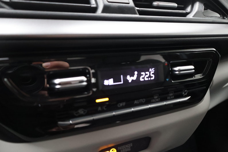 Vehicle image SUZUKI SWIFT