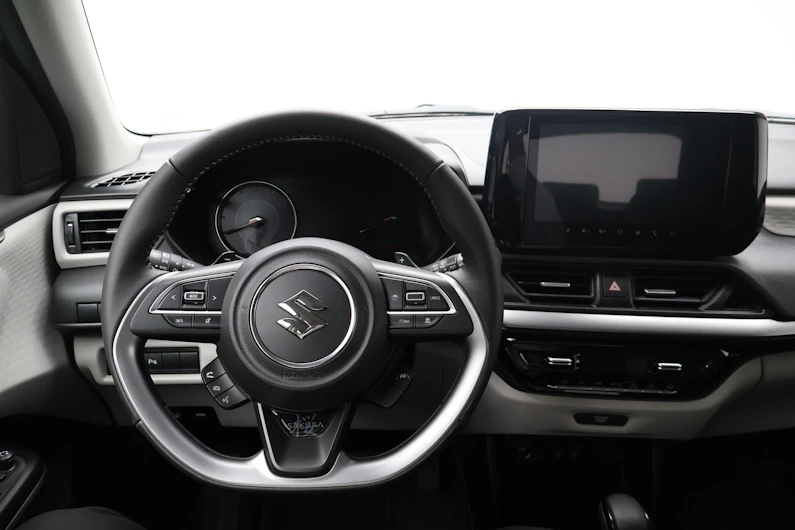 Fahrzeugbild SUZUKI SWIFT