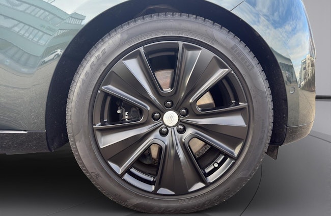 Vehicle image 13 Vehicle image 13