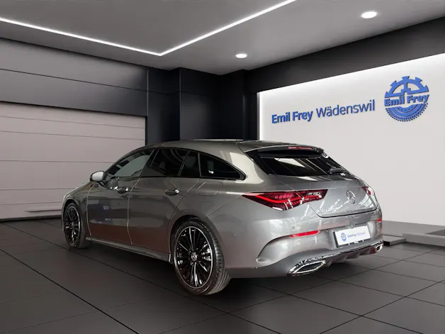 Mercedes-Benz CLA 200 Shooting Brake AMG Line