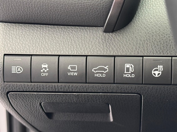 Vehicle image 14 Vehicle image 14