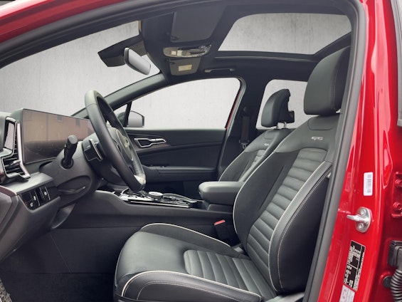 Vehicle image 9 Vehicle image 9