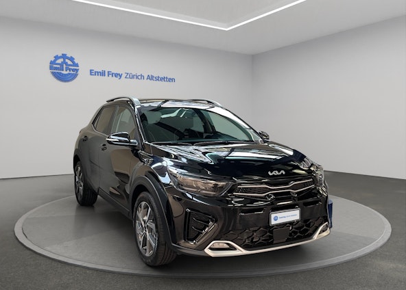 First vehicle image First vehicle image